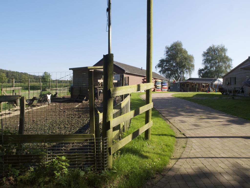 Holiday Home Ossa Basecamp Sint Odiliënberg Chambre photo