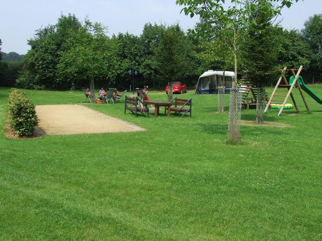 Holiday Home Ossa Basecamp Sint Odiliënberg Chambre photo